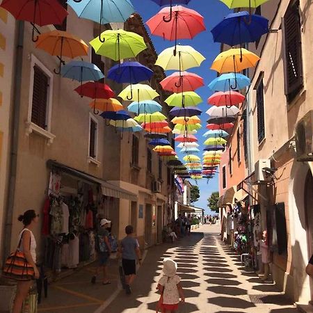 Old City Novigrad Istria Buitenkant foto